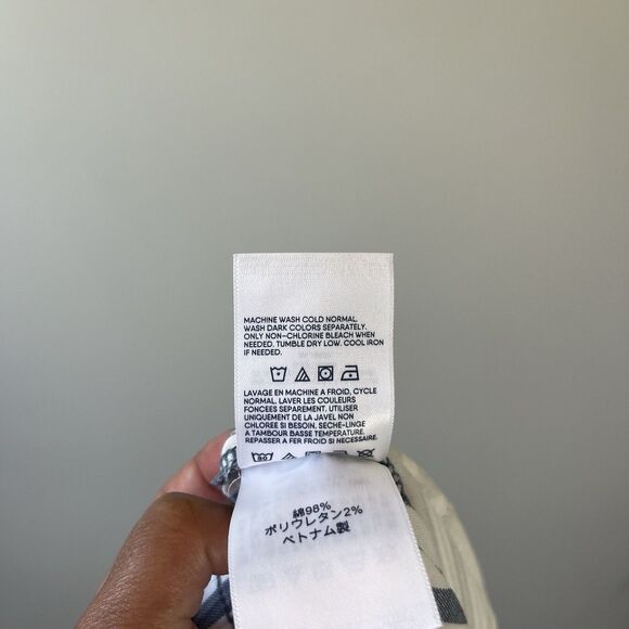 Lands End Striped Pull On Bermuda Shorts Blue White Summer Beach Petite Size 12 - Picture 10 of 10